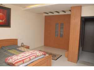 akruti wardrobes